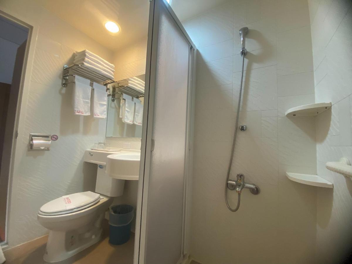 Lu-Lin B&B Wufeng  Ngoại thất bức ảnh